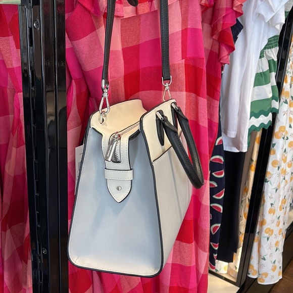 Kate Spade Madison Safiano Leather Medium Satchel Handbag
Platinum Gray
NWT - Picture 3 of 16